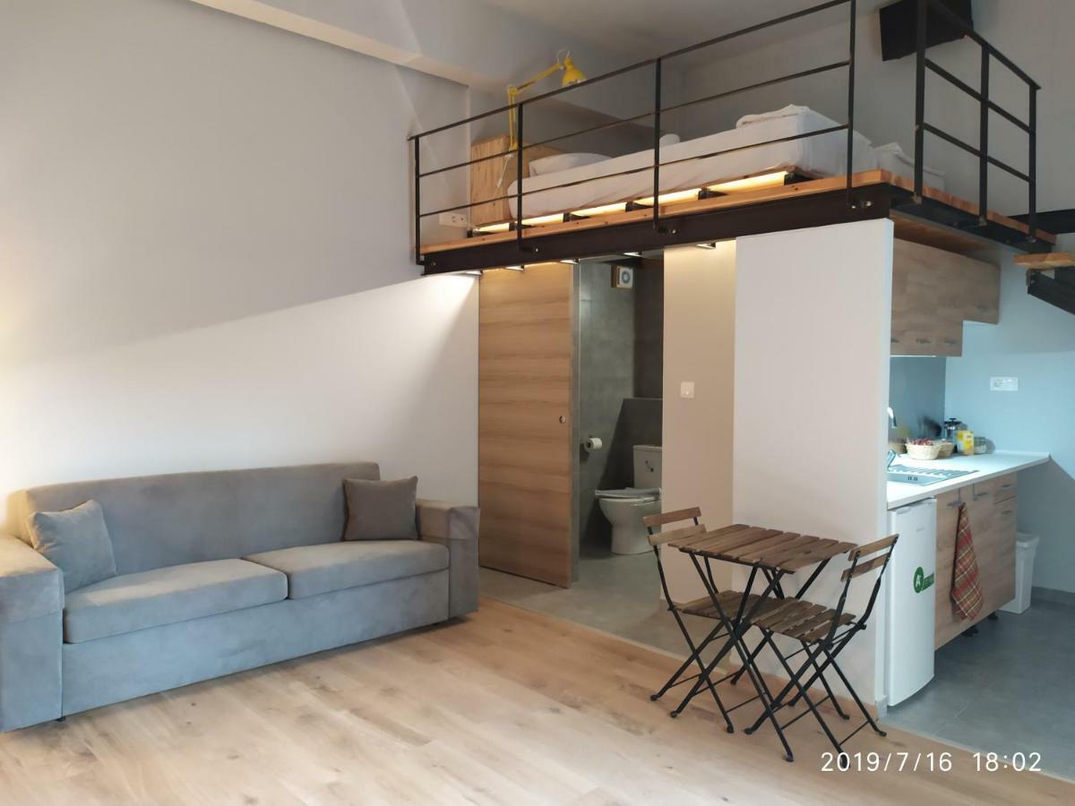Thess Rooms Georgiou Katechaki 13 Thessaloniki Exterior foto